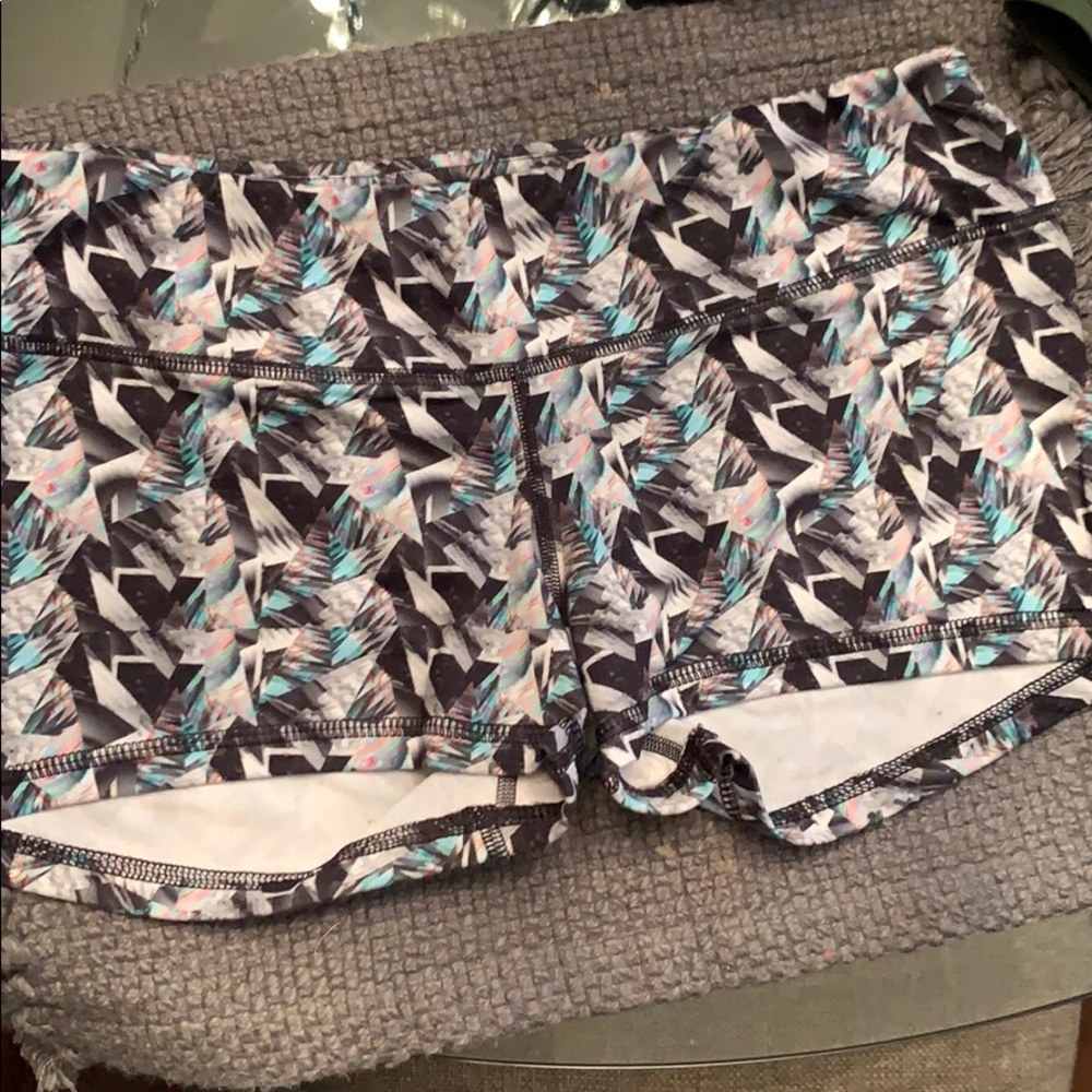 Fleo Platnium Shorts